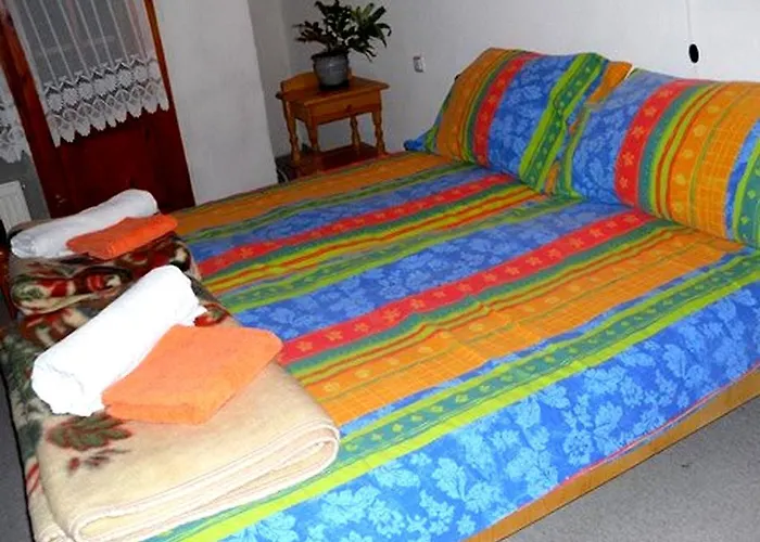 Veselata Dolna Banya